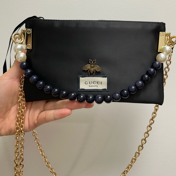 Mini Gucci perfume pouch with chain - Picture 2 of 13